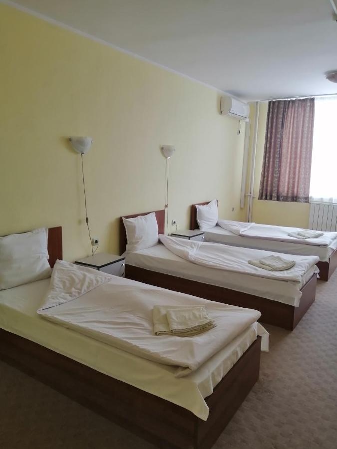 Hotel Panorama Gabrovo Buitenkant foto