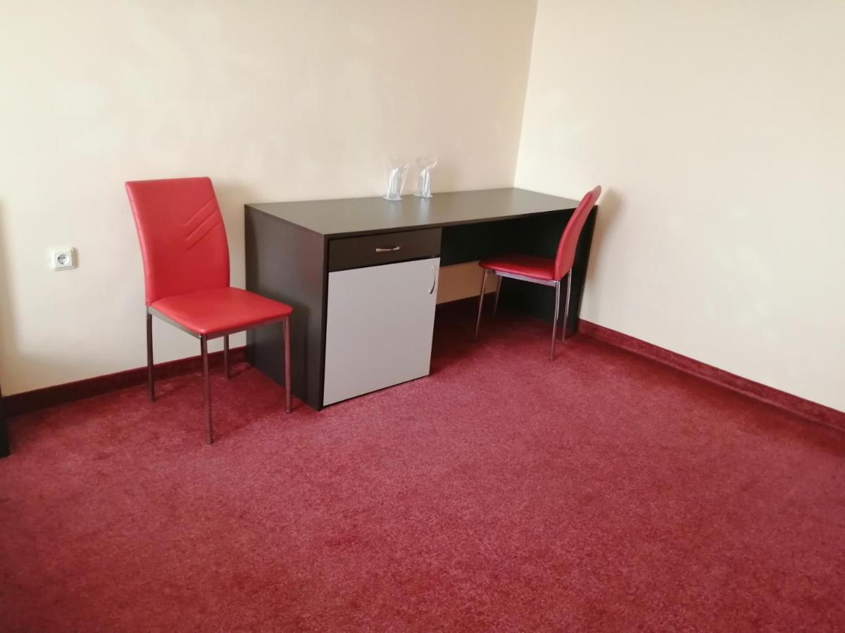 Hotel Panorama Gabrovo Buitenkant foto